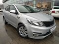 2017 Kia Rio III Рестайлинг, серебристый
