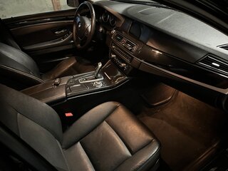 2010 BMW 5 серии 523i VI (F10/F11/F07), чёрный, 2050000 рублей, вид 5