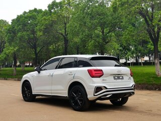 2022 Audi Q2 L 35 TFSI I Рестайлинг, белый, 1680000 рублей, вид 4