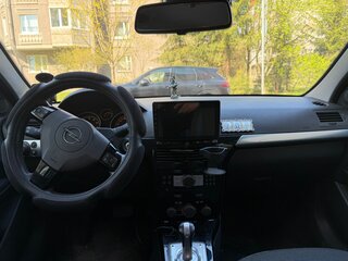 2009 Opel Astra H Рестайлинг, голубой, 650000 рублей, вид 4