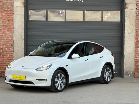 Tesla Model Y I