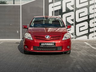 2009 Toyota Auris I Рестайлинг, красный, 830000 рублей, вид 3
