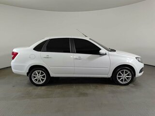 2023 Lada (ВАЗ) Granta I Рестайлинг, белый, 677900 рублей, вид 4