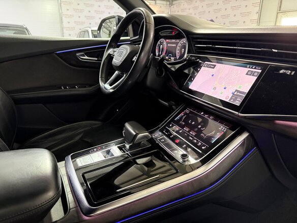 2019 Audi Q8 45 TDI I (4M), синий, 6290000 рублей - вид 24