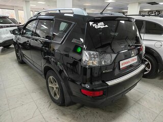 2010 Mitsubishi Outlander II Рестайлинг, чёрный, 849000 рублей, вид 2