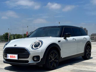 2022 Mini Clubman Cooper II Рестайлинг, белый, 1750000 рублей, вид 1