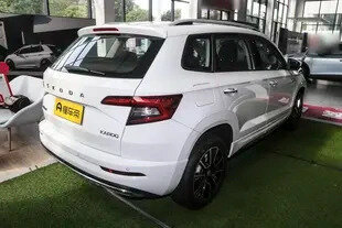 2025 Skoda Karoq I Рестайлинг, белый, 1947000 рублей, вид 2