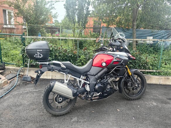 2015 Suzuki V-Strom 1000, пурпурный, 650000 рублей - вид 1