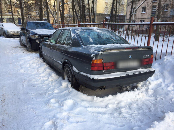 1990 BMW 5 серии 525i III (E34), серый