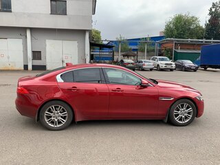 2017 Jaguar XE I, пурпурный, 1690000 рублей, вид 4