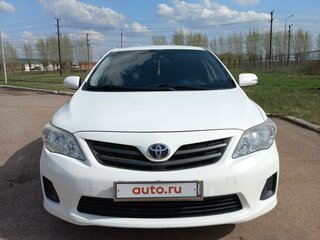 2013 Toyota Corolla X (E140, E150) Рестайлинг, белый, 1200000 рублей, вид 2