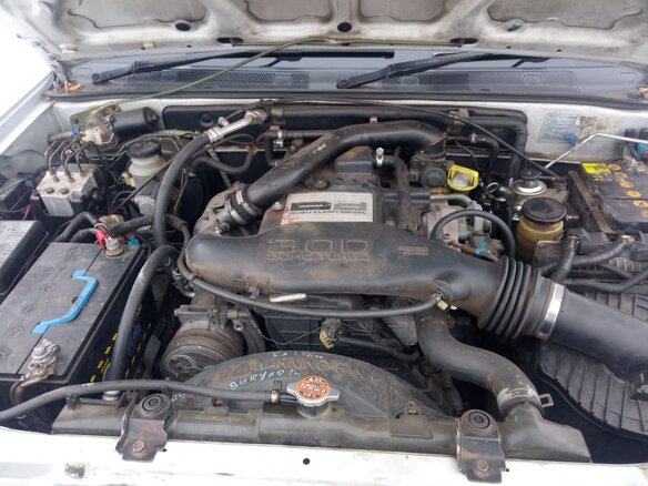 1998 Isuzu Wizard I, серый, 350000 рублей - вид 8