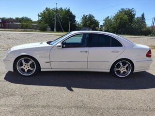 2002 Mercedes-Benz E-Класс 320 III (W211, S211), белый, 1495000 рублей, вид 3