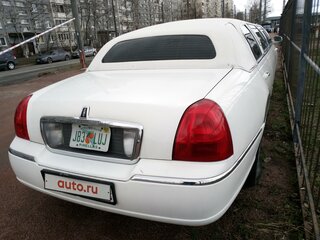 2004 Lincoln Town Car III Рестайлинг, белый, 420000 рублей, вид 4