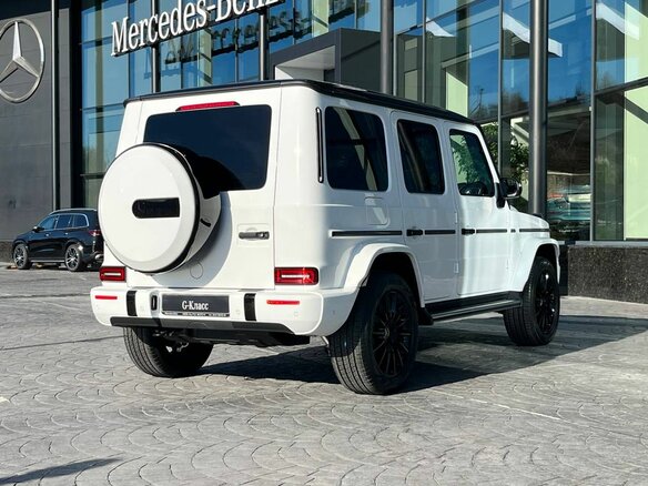 2022 Mercedes-Benz G-Класс 400 d III (W463), белый - вид 1