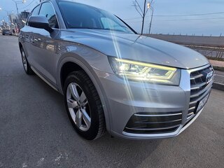 2018 Audi Q5 II (FY), серебристый, 3250000 рублей, вид 4