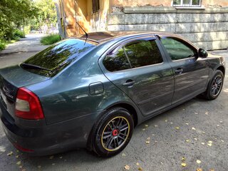 2012 Skoda Octavia II (A5) Рестайлинг, серый, 970000 рублей, вид 4