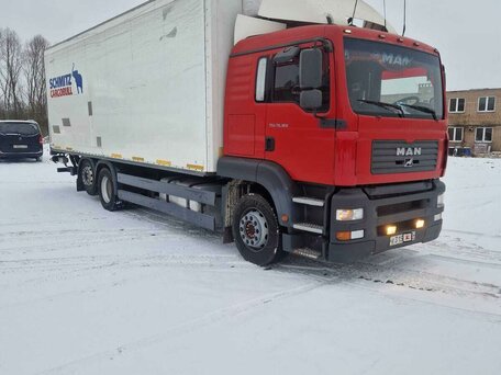 2006 MAN TGA, красный, 4200000 рублей, вид 2