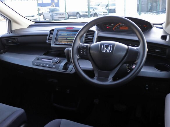 2008 Honda Freed I, серый, 1100000 рублей - вид 10