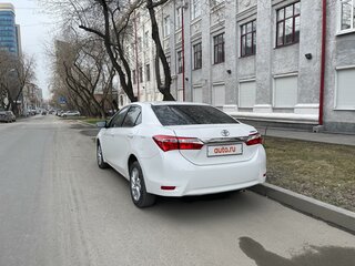 2016 Toyota Corolla XI (E160, E170, E180) Рестайлинг 1, белый, 1450000 рублей, вид 5