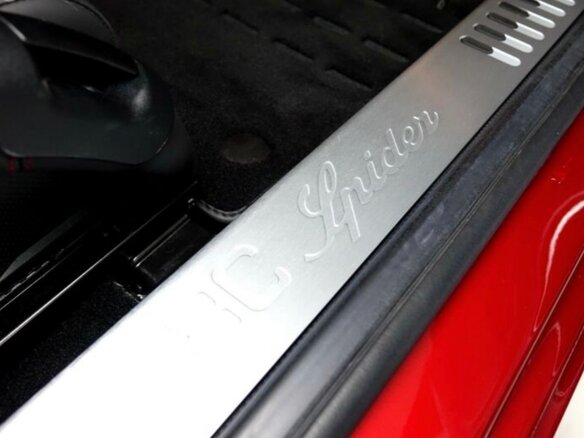 2010 Alfa Romeo 8C Competizione, красный - вид 20