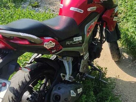 2020 Racer Fighter, красный, 100001 рублей, вид 2