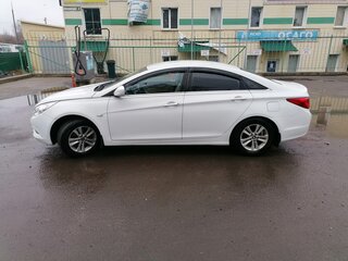 2010 Hyundai Sonata VI (YF), белый, 790000 рублей, вид 4