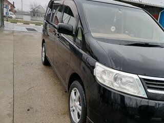 2006 Nissan Serena III (C25), чёрный, 770000 рублей, вид 2