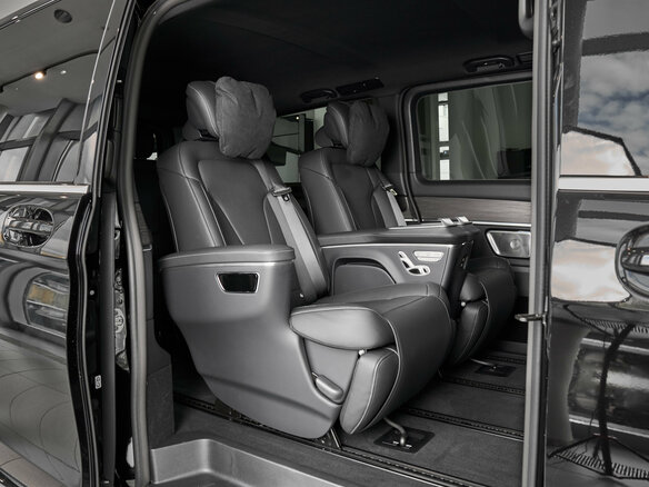 2026 Mercedes-Benz V-Класс 300 d экстра длинный III (W447) Рестайлинг 2, чёрный - вид 18