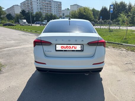 2021 Skoda Rapid II, белый, 1249000 рублей, вид 4