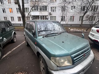 1999 Mitsubishi Pajero iO, зелёный, 600000 рублей, вид 2