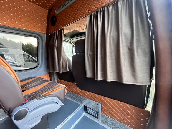 2011 Volkswagen Crafter, белый, 2200000 рублей - вид 12