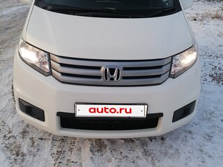 2010 Honda Freed Spike I, белый, 980000 рублей, вид 1