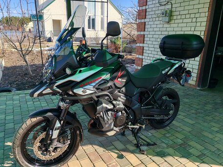 2018 Suzuki V-Strom 1000, чёрный, 1150000 рублей, вид 2