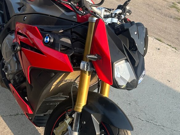 2015 BMW S 1000 R, красный, 899999 рублей - вид 3