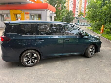 2021 GAC Trumpchi M6, синий, 1800000 рублей, вид 2
