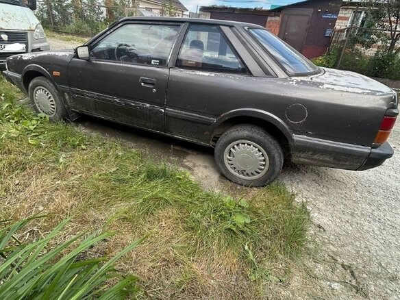 1987 Mazda 626 II (GC), чёрный, 55000 рублей - вид 6