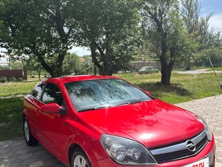 2009 Opel Astra GTC H Рестайлинг, красный, 500000 рублей, вид 4