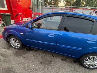 2010 Kia Rio II Рестайлинг, синий, 450000 рублей, вид 5
