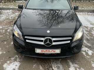 2013 Mercedes-Benz A-Класс 180 III (W176), чёрный, 1600000 рублей, вид 1
