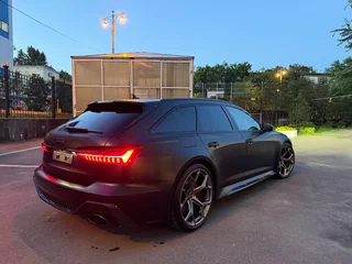 2025 Audi RS 6 performance IV (C8), чёрный, 17100000 рублей, вид 5