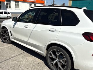 2021 BMW X5 30d IV (G05/G18), белый, 7500000 рублей, вид 2
