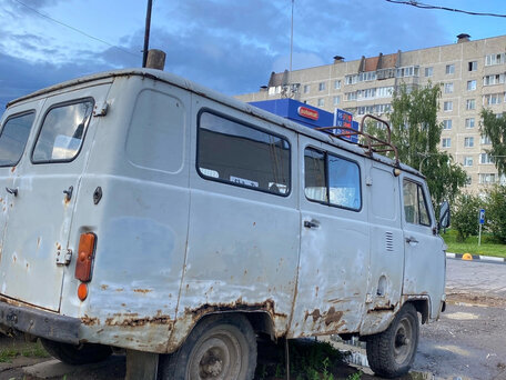 2004 УАЗ 3741, белый, 90000 рублей, вид 4