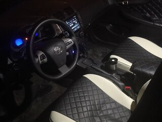 2011 Toyota Corolla X (E140, E150) Рестайлинг, чёрный, 900000 рублей, вид 2
