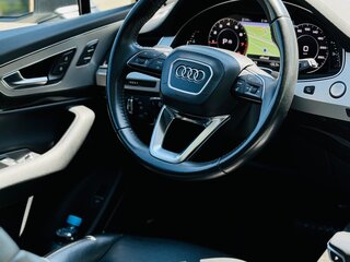 2018 Audi Q7 II (4M), белый, 4230000 рублей, вид 3
