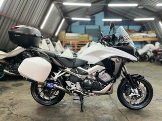 2015 Honda VFR 800X (Crossrunner), белый, 810000 рублей, вид 3