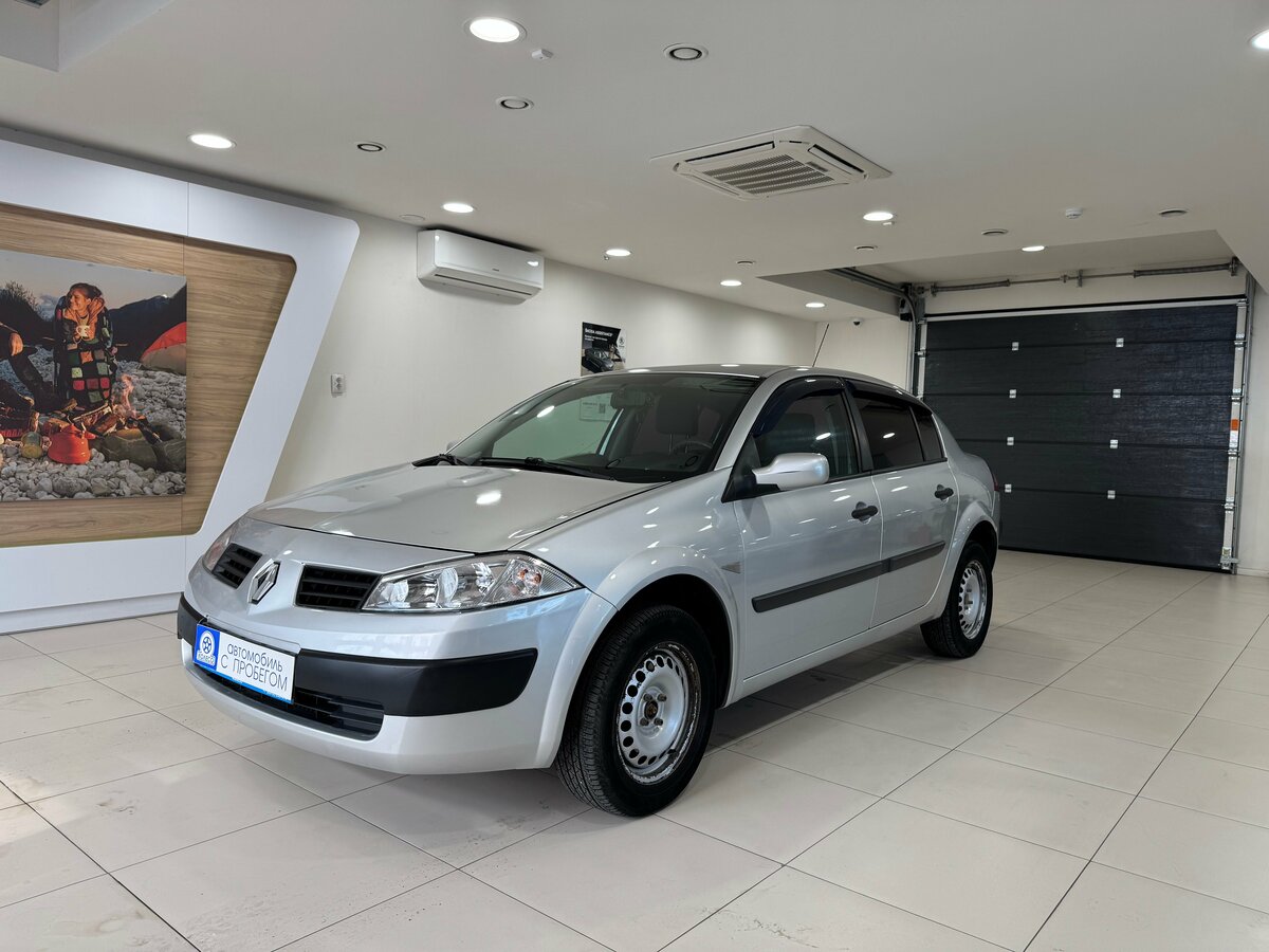 Открыть фотографии: Renault Megane II Рестайлинг