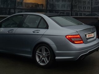 2013 Mercedes-Benz C-Класс 180 III (W204) Рестайлинг, серебристый, 1600000 рублей, вид 2
