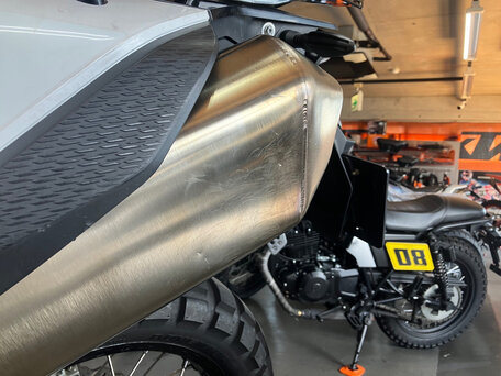 2022 KTM 690 Enduro R, оранжевый, 1000000 рублей, вид 5