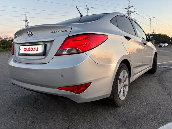 2014 Hyundai Solaris I Рестайлинг, серебристый - вид 9